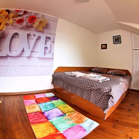 Lover'S Nest Next To The Beach Варна Екстериор снимка